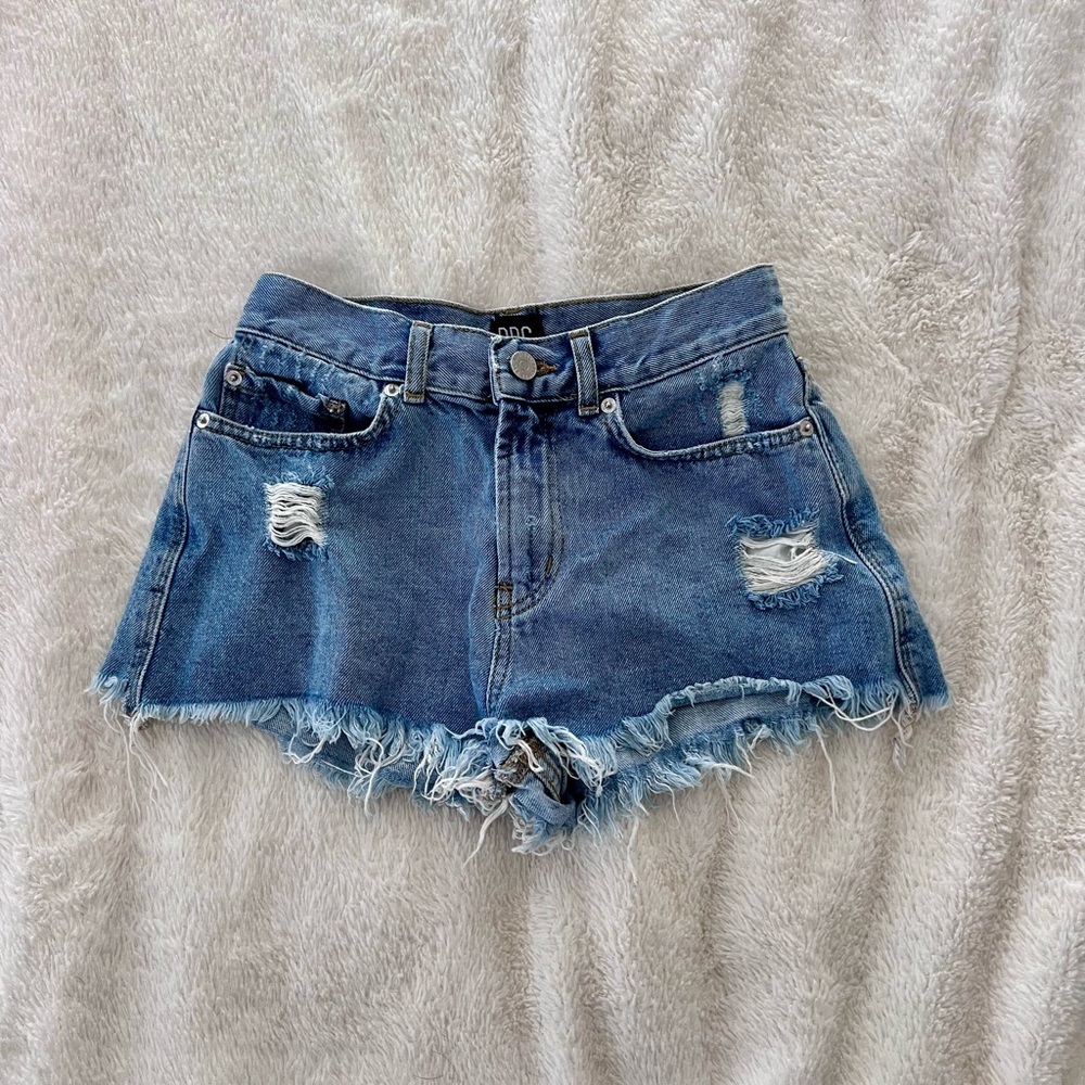 BDG Urban Outfitters Distressed Jean Shorts - Picture 2 of 4